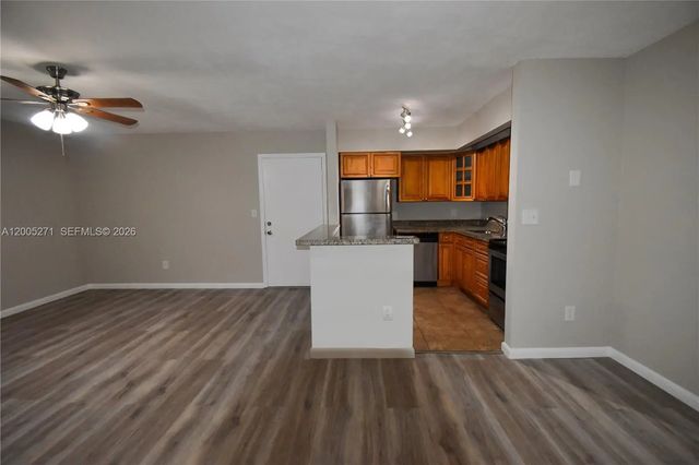 5 of 19 - 9955 N Belfort Circle #112, Tamarac, FL