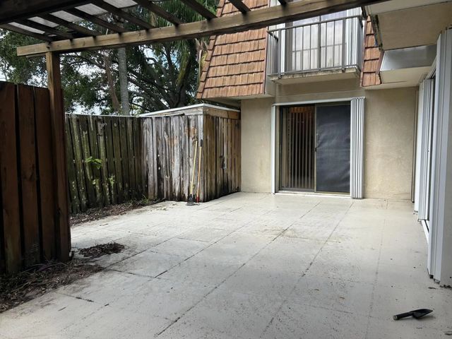 4 of 24 - 1014 10th Lane, Greenacres, FL