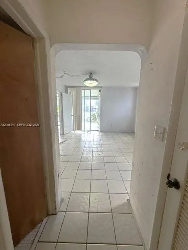 4 of 25 - 2861 Leonard Drive #f514, Aventura, FL