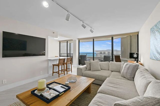 3560 S Ocean Boulevard #907, South Palm Beach