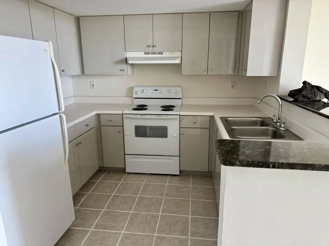 3000 Coral Way #1007, Miami