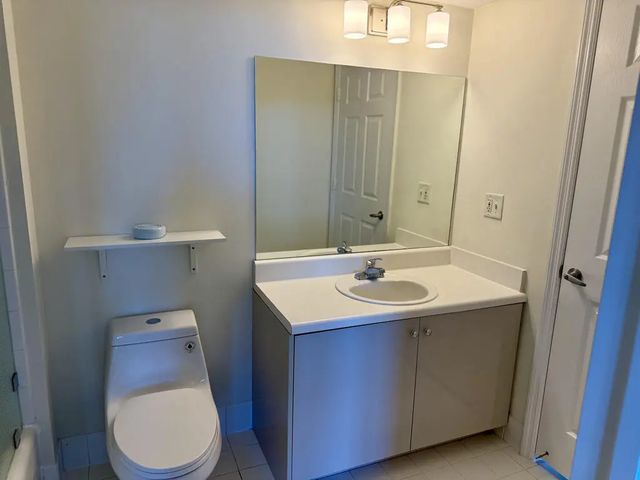 4 of 31 - 3000 Coral Way #1007, Miami, FL