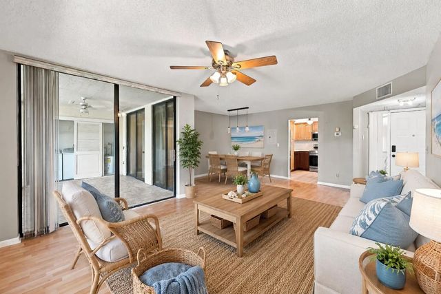 2541 N Carambola Circle #1832, Coconut Creek