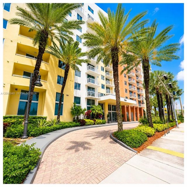 3 of 7 - 18800 Ne 29th Avenue #526, Aventura, FL