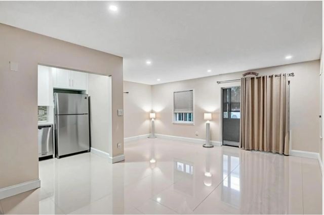 4 of 21 - 4980 E Sabal Palm Boulevard E #124, Tamarac, FL