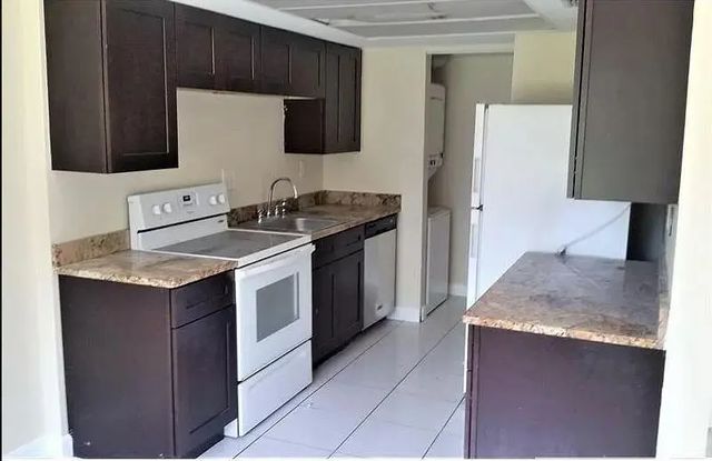 3 of 3 - 5710 Nw 21st Street #36-b, Lauderhill, FL
