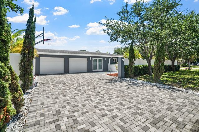 5496 Ne 22nd Avenue, Fort Lauderdale
