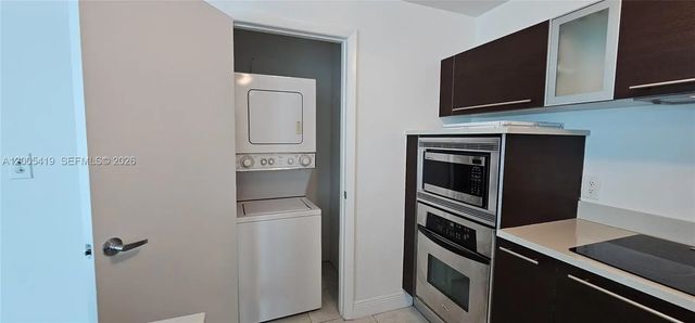 3 of 27 - 1900 N Bayshore Drive #1617, Miami, FL