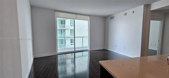 5 of 27 - 1900 N Bayshore Drive #1617, Miami, FL