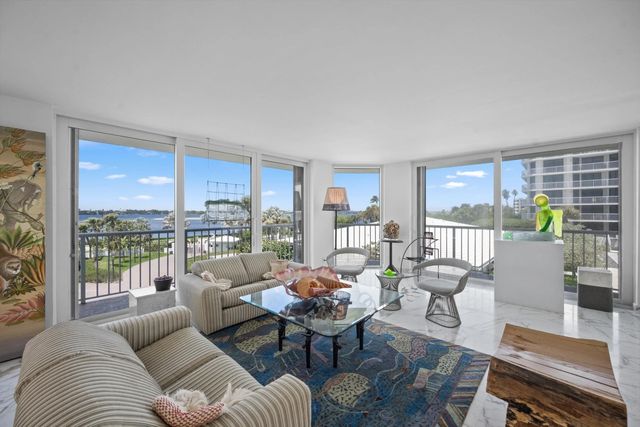 5 of 30 - 3170 S Ocean Boulevard #305s, Palm Beach, FL
