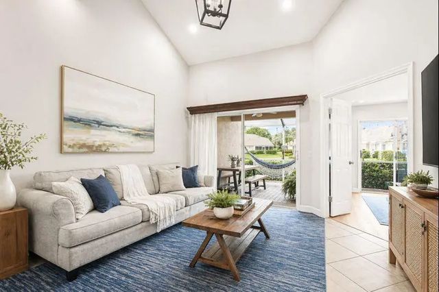 4 of 18 - 7375 Nw 61st Terrace #2-19, Parkland, FL