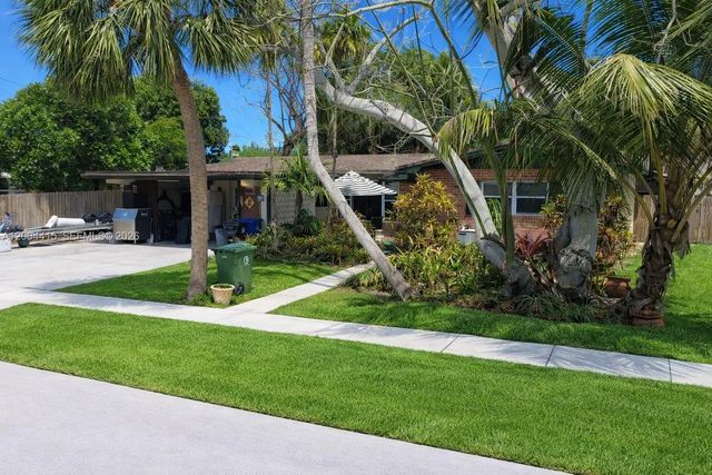 4 of 34 - 2048 Sw 27th Avenue, Fort Lauderdale, FL