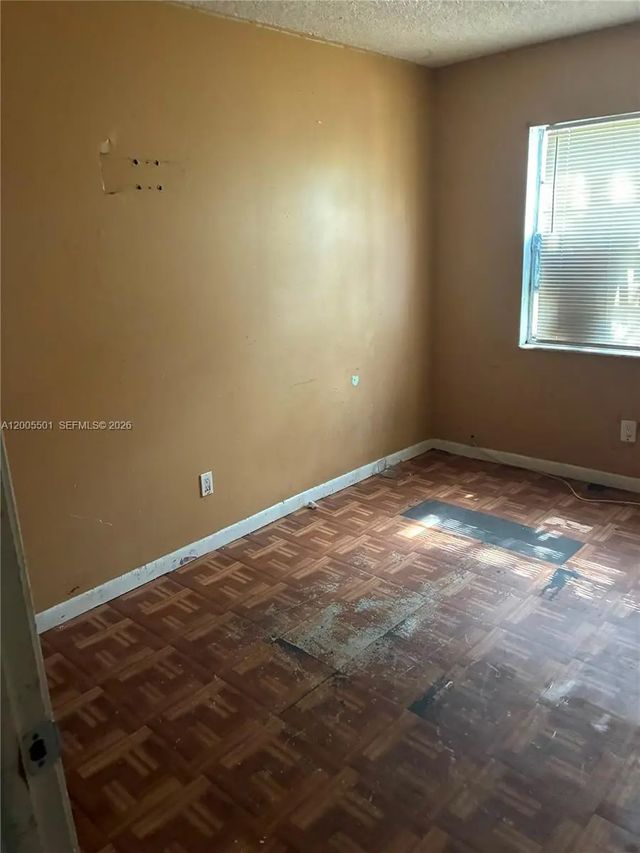 3 of 8 - 3820 Sw 60th Terrace #1, Davie, FL