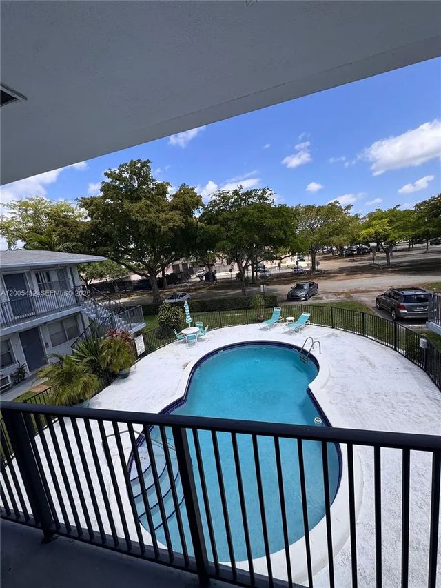 2 of 34 - 3510 Harrison Street #12, Hollywood, FL