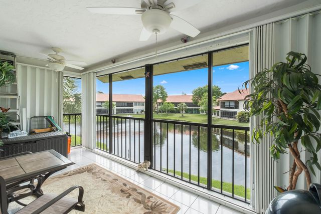 5 of 45 - 3327 Jog Park Drive #4022, Greenacres, FL
