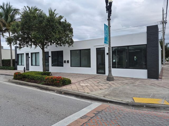 5 of 7 - 444 25th Street, West Palm Beach, FL