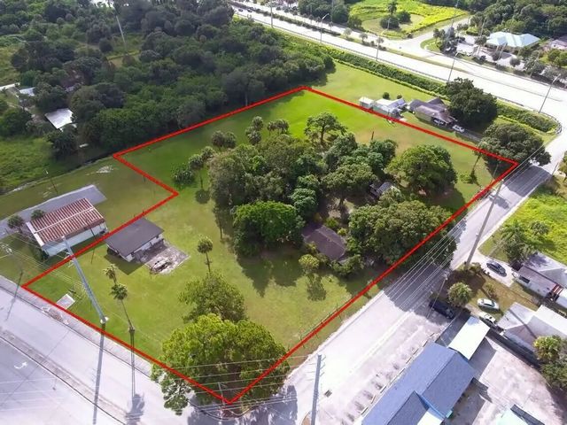 3805 Okeechobee Road, Fort Pierce