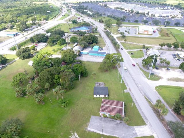 3 of 18 - 3805 Okeechobee Road, Fort Pierce, FL