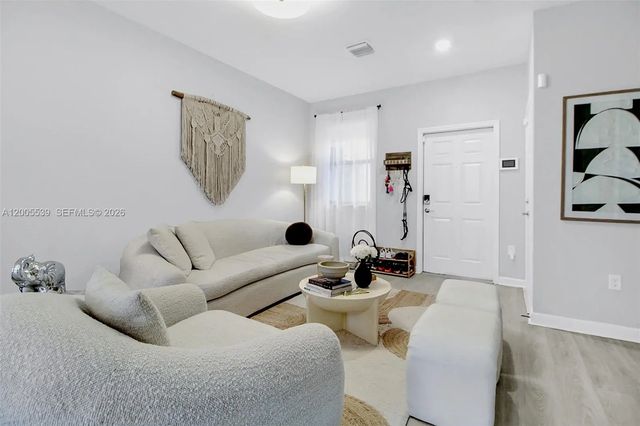 4 of 33 - 12766 Sw 229th Terrace, Miami, FL
