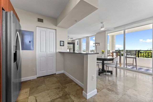 5 of 55 - 600 W Las Olas Boulevard #502s, Fort Lauderdale, FL