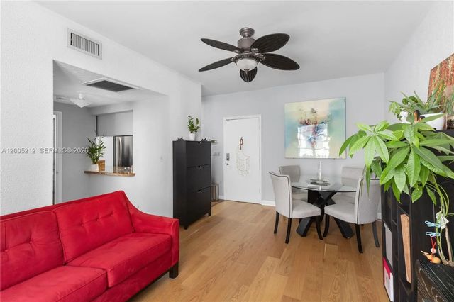 5 of 23 - 1200 Euclid Avenue #102, Miami Beach, FL