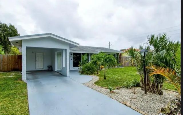 1905 N 45th Avenue, Hollywood