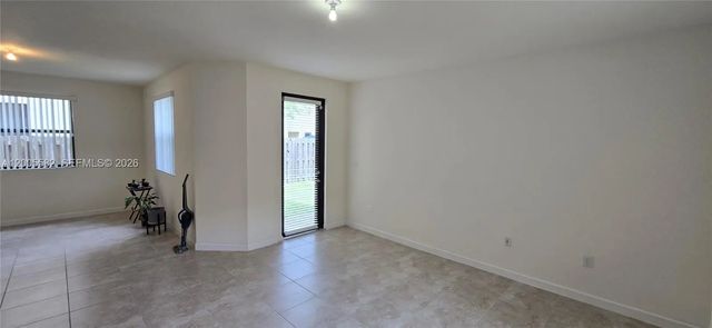 4 of 34 - 525 Se 34th Terrace, Homestead, FL