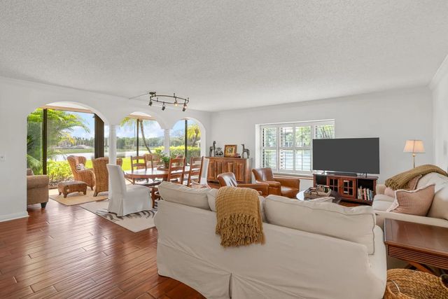 5 of 38 - 13224 Polo Club Road #a102, Wellington, FL