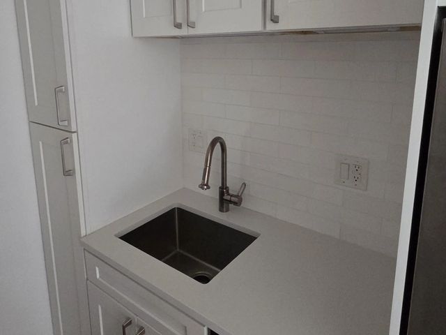 2 of 25 - 1001 Se 16th Street #7, Fort Lauderdale, FL