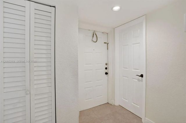 3 of 34 - 845 Nw 91st Terrace, Plantation, FL