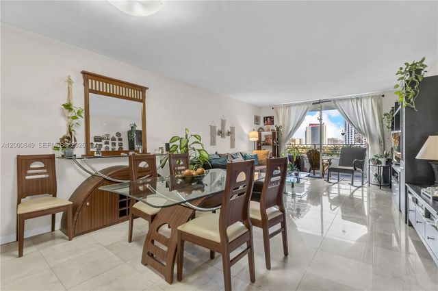 4 of 35 - 600 Three Islands Boulevard #618, Hallandale Beach, FL