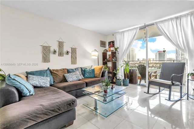 5 of 35 - 600 Three Islands Boulevard #618, Hallandale Beach, FL