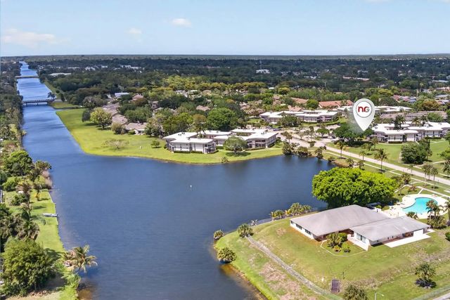 3 Greenway Vlg N #210, Royal Palm Beach