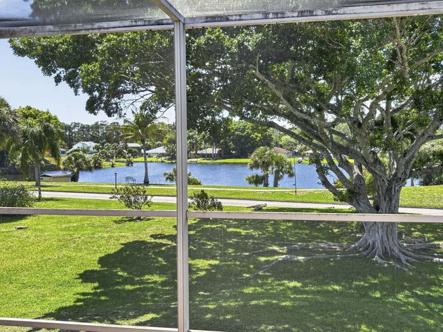 3 of 54 - 3 Greenway Vlg N #210, Royal Palm Beach, FL