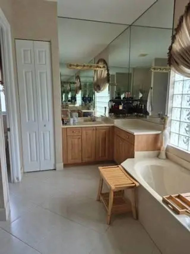 5 of 7 - 6671 E Liseron #6671, Boynton Beach, FL