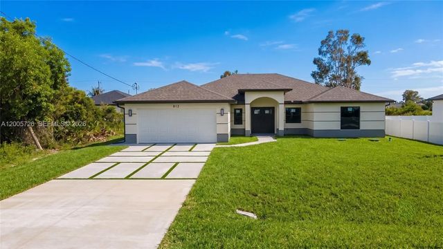 813 Bell Boulevard S, Lehigh Acres