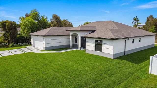 2 of 42 - 813 Bell Boulevard S, Lehigh Acres, FL