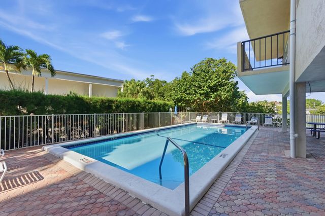 2 of 62 - 3581 S Ocean Boulevard #apt 4e, South Palm Beach, FL