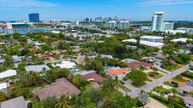 4 of 10 - 1817 Se 25 Avenue, Fort Lauderdale, FL