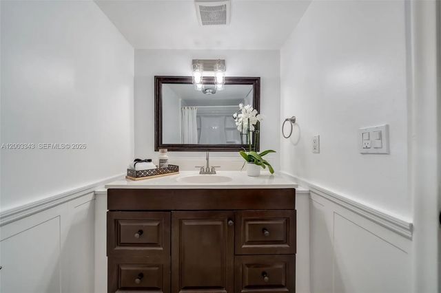 4770 Nw 21st Street #208, Lauderhill
