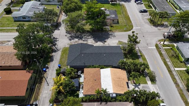 5 of 31 - 2260 Charleston Street, Hollywood, FL