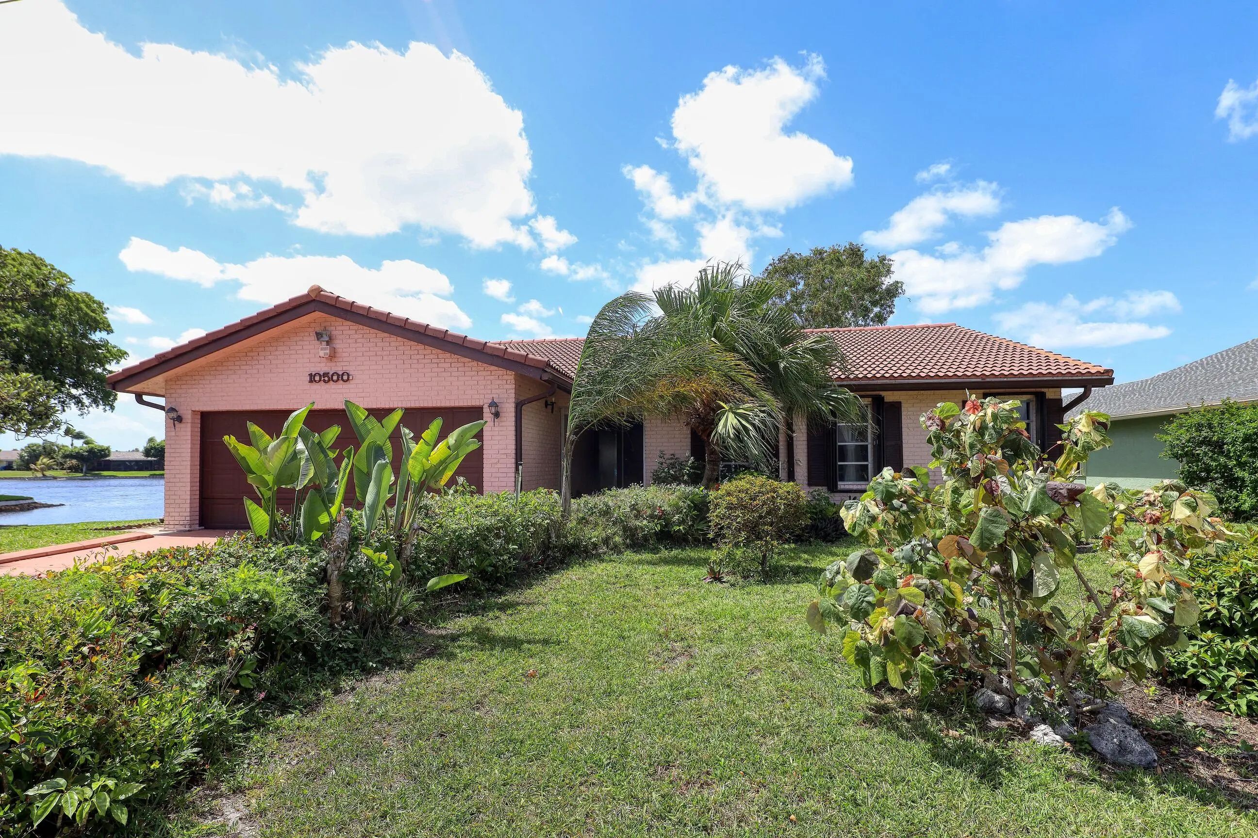 10500 Nw 71st Place, Tamarac