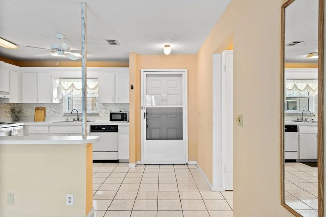 4 of 27 - 6531 Se Federal Highway #m112, Stuart, FL