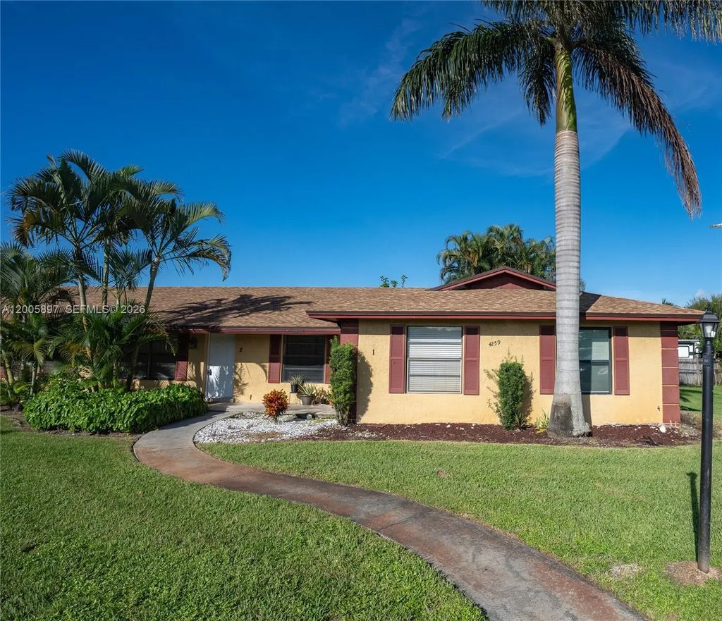 4259 Royal Banyan Way #b, Lake Worth