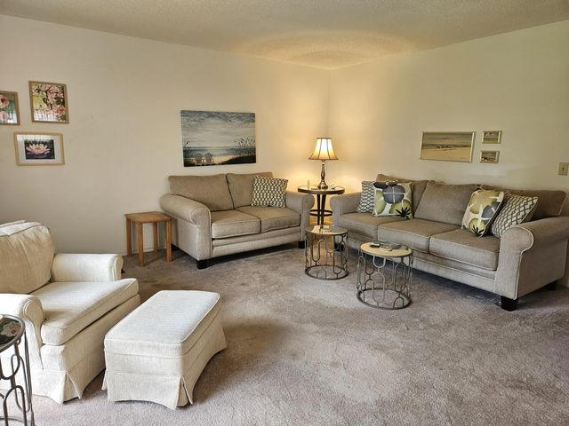 3 of 36 - 35 Vis Gdns Trail, Vero Beach, FL