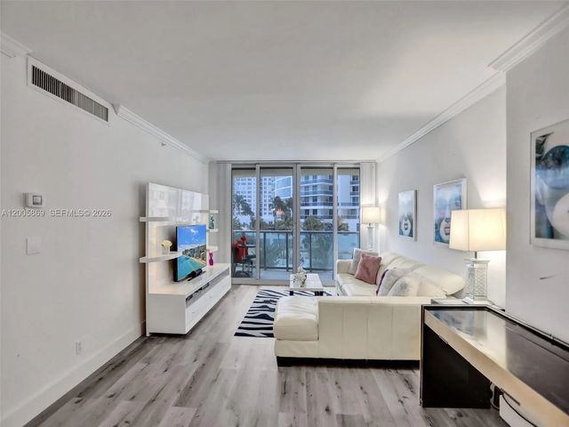 3 of 63 - 2501 S Ocean Drive #415, Hollywood, FL
