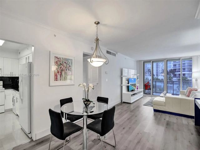 5 of 63 - 2501 S Ocean Drive #415, Hollywood, FL