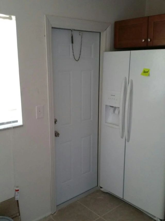5 of 9 - 1300 Nw 43rd Terrace #201, Lauderhill, FL