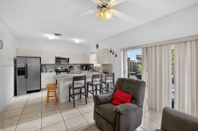 4 of 40 - 16624 Nw 73rd Court #16624, Miami Lakes, FL