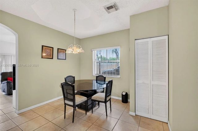 5 of 40 - 16624 Nw 73rd Court #16624, Miami Lakes, FL
